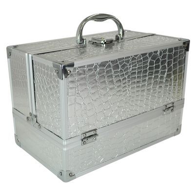 Maletas em Aluminio com Maquiagens