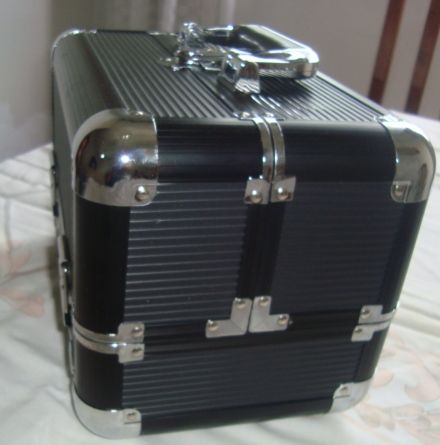 Maletas em Aluminio Preta para Maquiagens